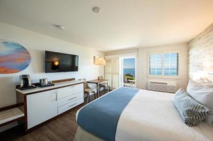 SeaCrest Oceanfront Hotel - image 22