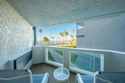 SeaCrest Oceanfront Hotel - image 23