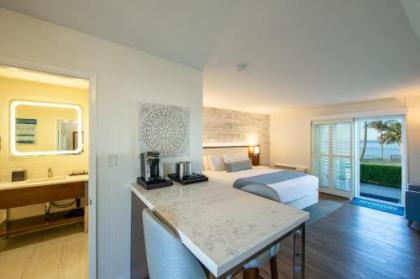 SeaCrest Oceanfront Hotel - image 30