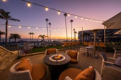 SeaCrest Oceanfront Hotel - image 9
