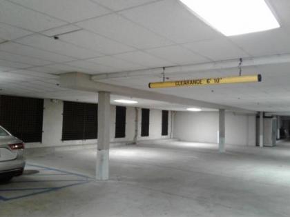Beach House Inn & Suites - image 2