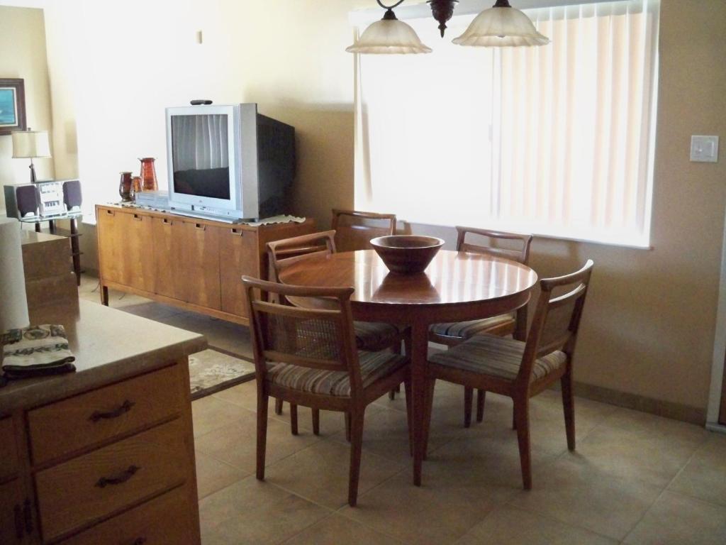 321 San Luis - main image