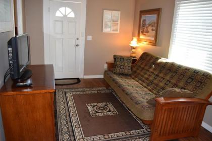 343 Hinds - image 7