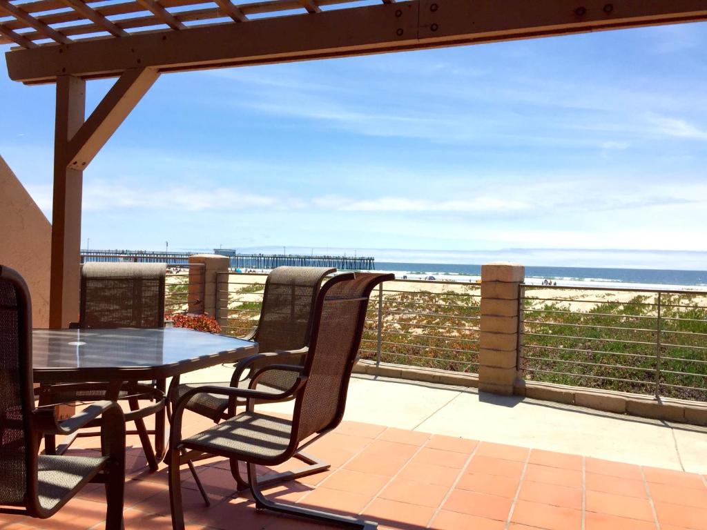 125 Pismo Shores - main image