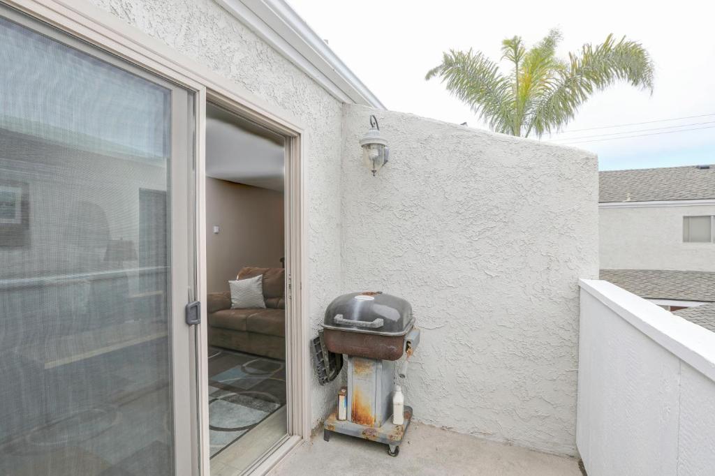 220 #7 Ocean View Ave - image 4