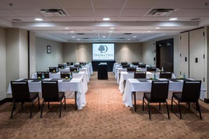 DoubleTree by Hilton Hotel & Suites Pittsburgh Downtown - image 5
