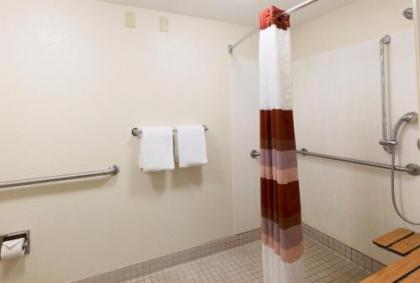 Red Roof Inn PLUS+ Pittsburgh South - Airport - image 1