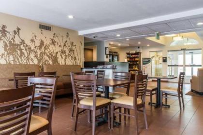 Sleep Inn & Suites Pittsburgh - image 3