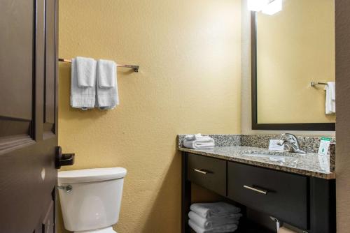 Sleep Inn & Suites Pittsburgh - image 5