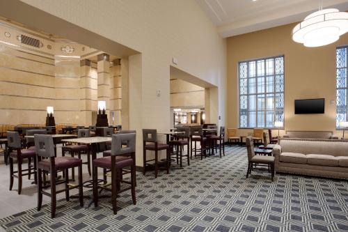 Drury Plaza Hotel Pittsburgh Downtown - image 4