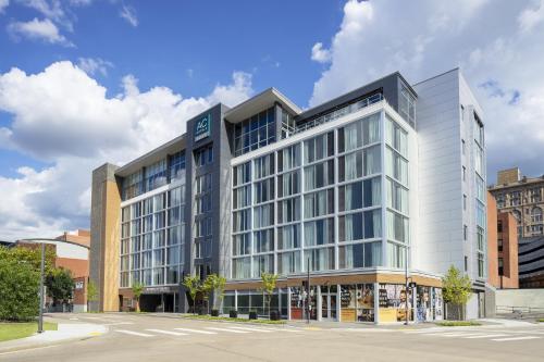 AC Hotel by Marriott Pittsburgh Downtown - image 2