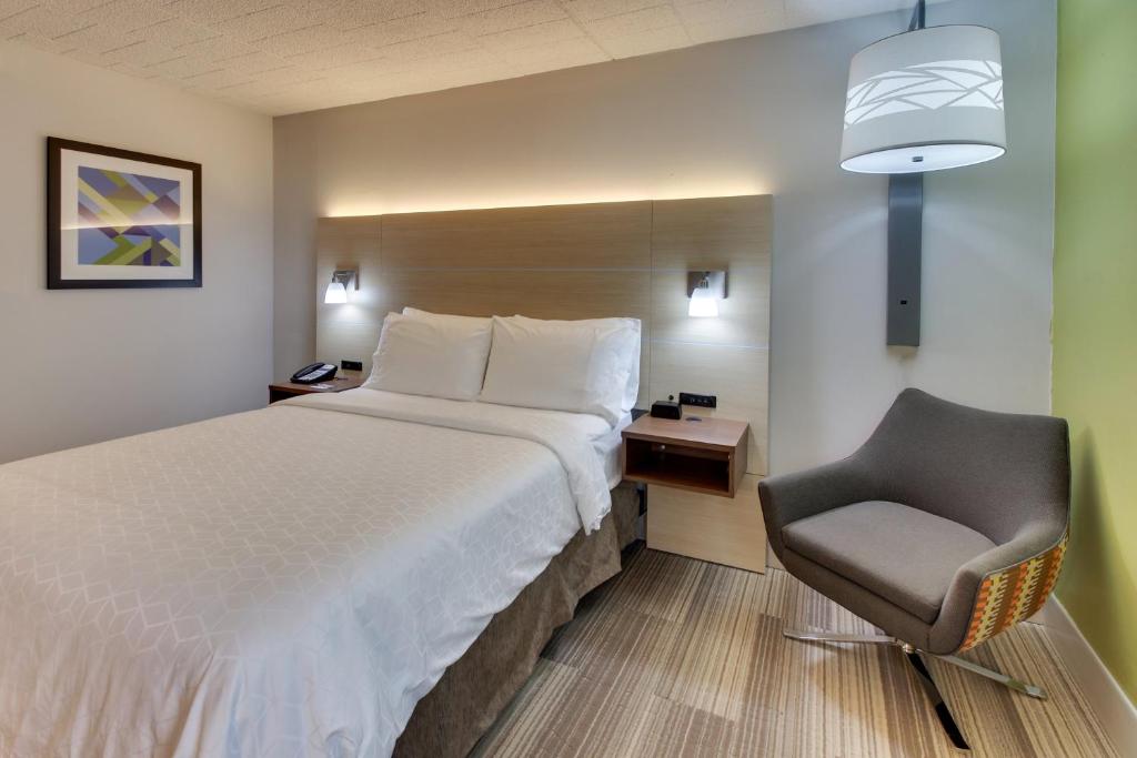Holiday Inn Express Pittston - Scranton Airport an IHG Hotel - image 7
