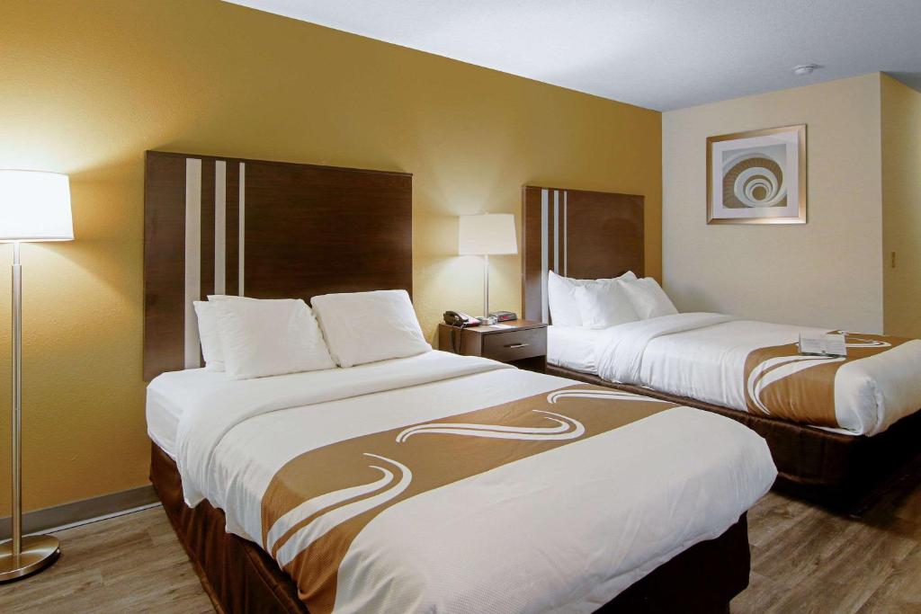 Quality Inn Plainfield I-395 - image 6
