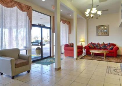 Quality Inn & Suites - image 12