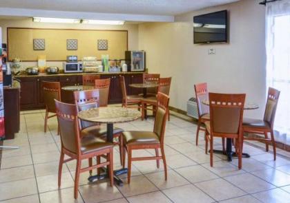 Quality Inn & Suites - image 7