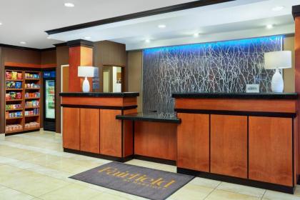 Fairfield Inn and Suites by Marriott Plainville - image 10