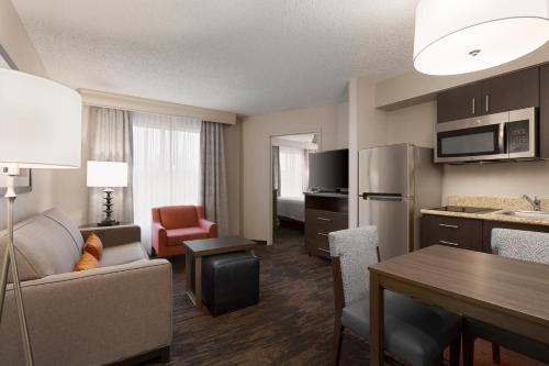 Homewood Suites by Hilton Dallas-Plano - main image