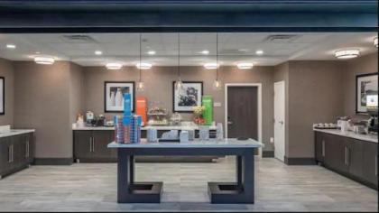 Hampton Inn & Suites Dallas/Plano Central - image 5