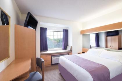 Microtel Plattsburgh