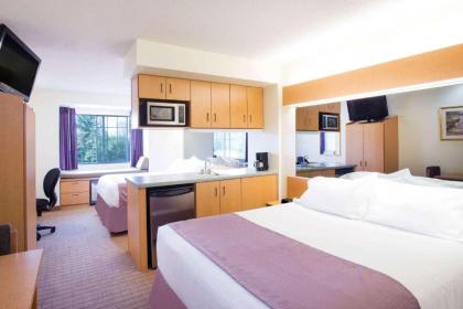 Microtel Inn & Suites by Wyndham Plattsburgh - image 12
