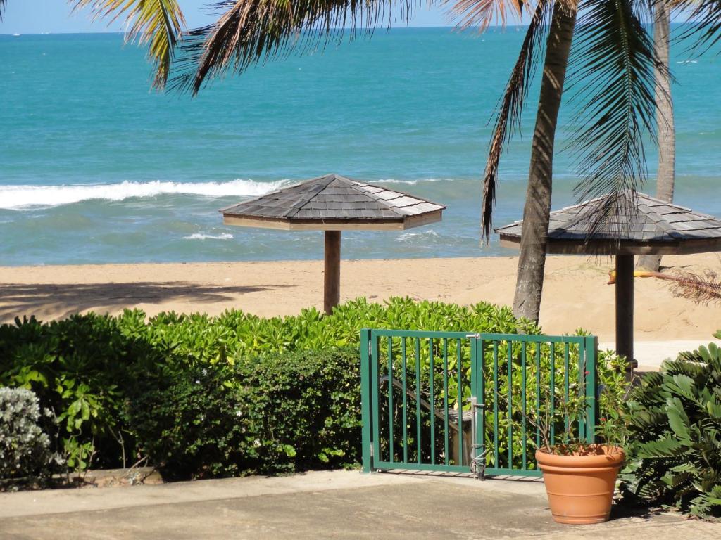 Two-bedroom Oceanfront Villa at Rio Mar - image 2