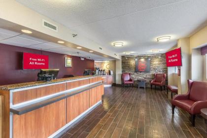 Red Roof Inn Minneapolis Plymouth - image 8