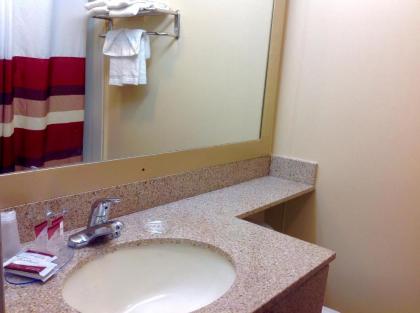 Pilgrim Inn & Cottages - image 11