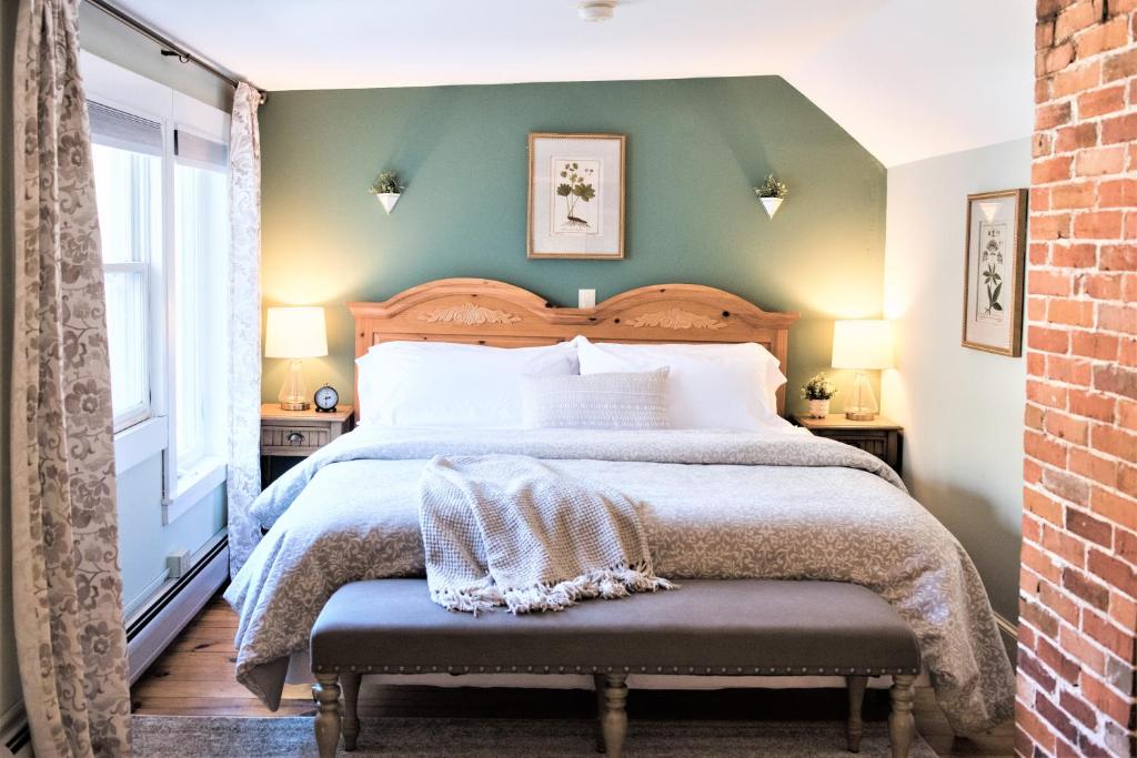 Inn on Golden Pond - image 7