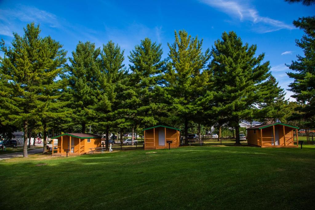 Plymouth Rock Camping Resort Two-Bedroom Park Model 9 - image 2