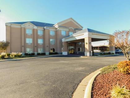 Days Inn & Suites by Wyndham Pocahontas - image 13