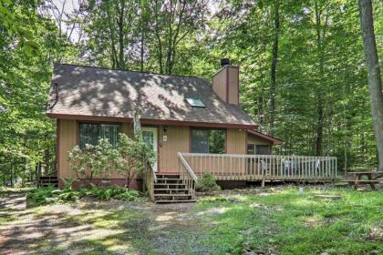 Charming Poconos Lake Home with Deck and Fire Pit - image 3