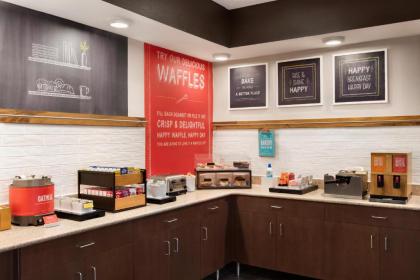 Hampton Inn Youngstown/Boardman - image 7