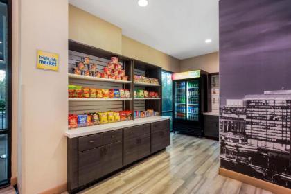 La Quinta by Wyndham Pomona - image 9