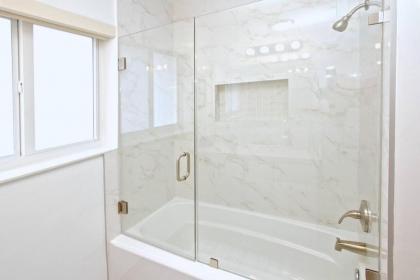 You're going to LOVE this place! - image 9
