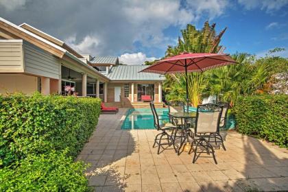 Large Pompano Home with Pool 1 Block to Private Beach - image 5