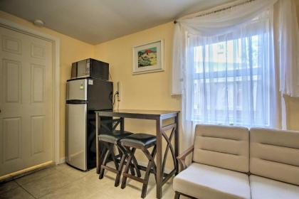 Hip Studio with Patio 1 Mi to Pompano Beach Pier - image 9