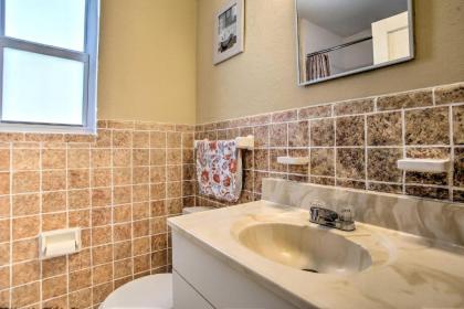 Pompano Beach Retreat 1 Mi to Oceanfront Fun - image 6
