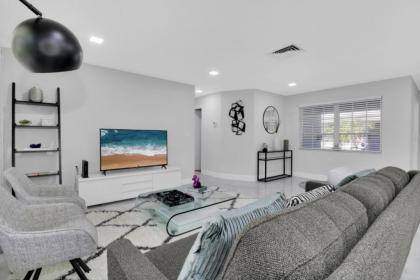 Recently Renovated! 2 2 Apartment - Unit #18A apts - image 12