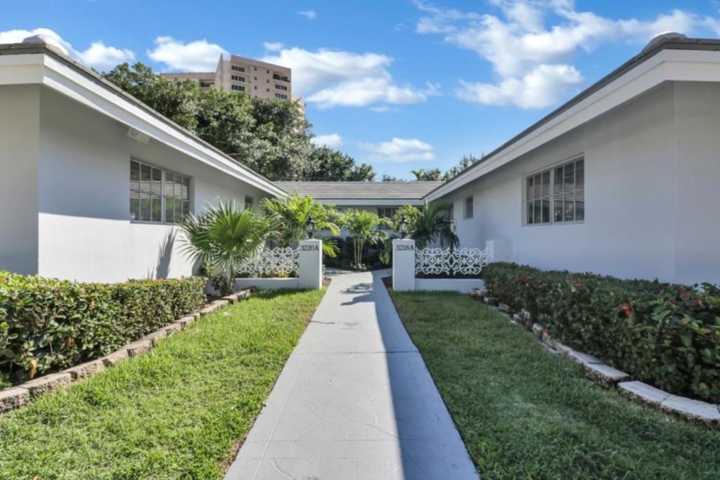 Recently Renovated! 2 2 Apartment - Unit #18A apts - image 2