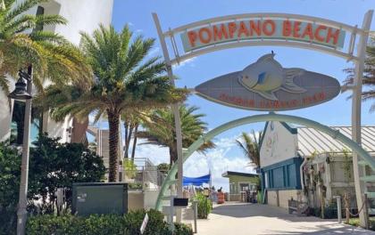 Cozy Pompano Beach Getaway Ideal for a Couple! - image 3