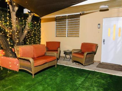 Cute Apartment with Patio and Laundry Pet Friendly - image 2