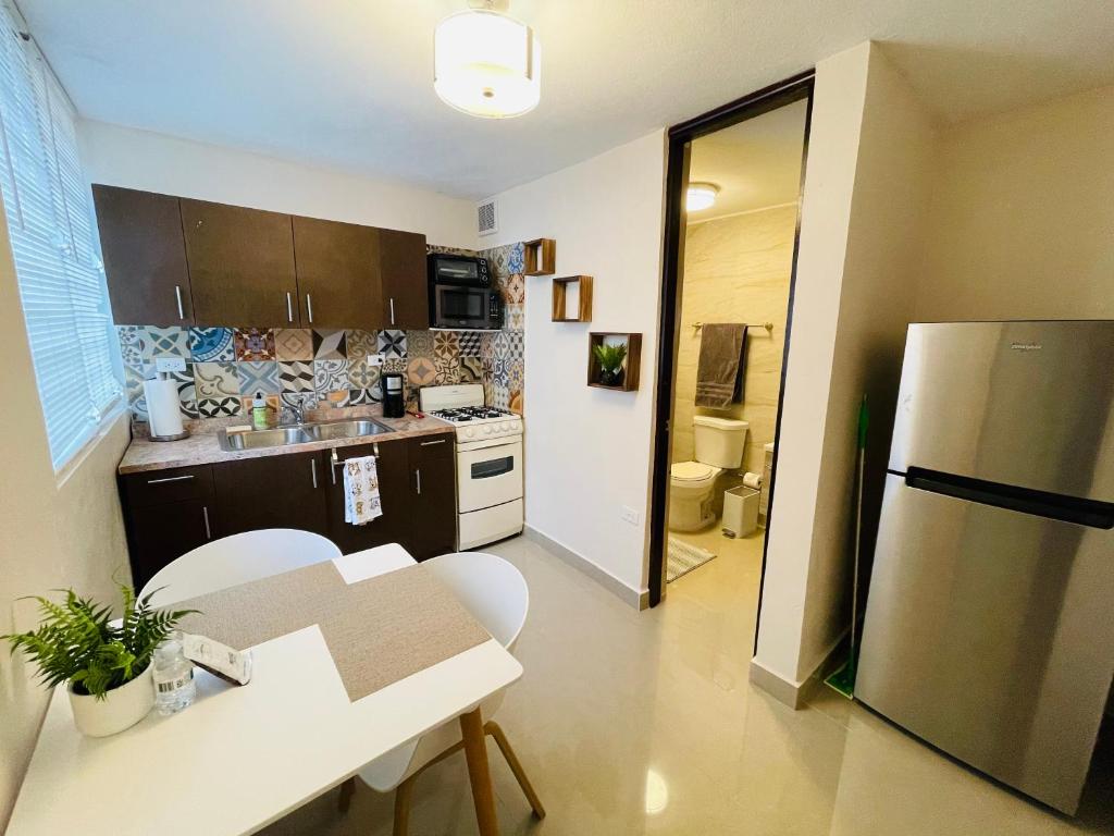 Nice apt with patio & Laundry. Pet friendly - main image