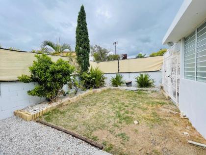 Nice apt with patio & Laundry. Pet friendly - image 6