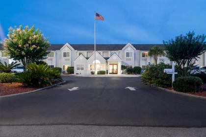 microtel Inn  Suites by Wyndham SavannahPooler Georgia