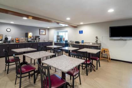 Microtel Inn & Suites by Wyndham Savannah/Pooler - image 12