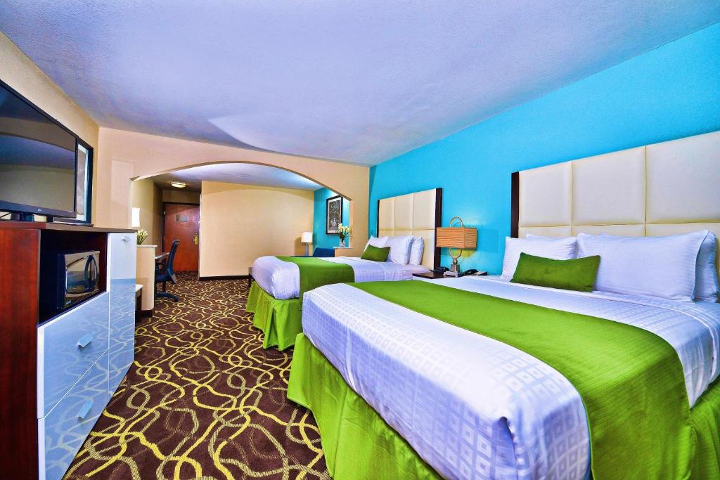 Best Western Plus Savannah Airport Inn and Suites - image 6