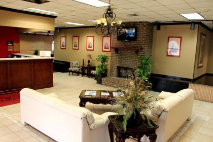 Cottonwood Suites Savannah Hotel & Conference Center - image 5