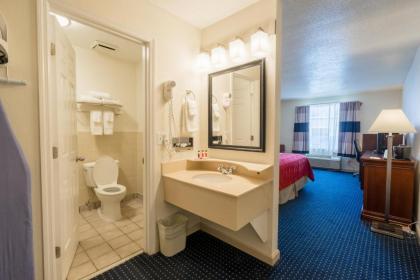 Cottonwood Suites Savannah Hotel & Conference Center - image 8