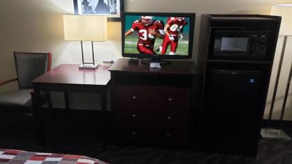 Red Roof Inn Port Allen - image 12