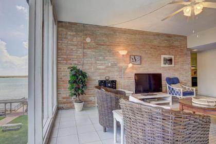 Channelview 204 - image 9